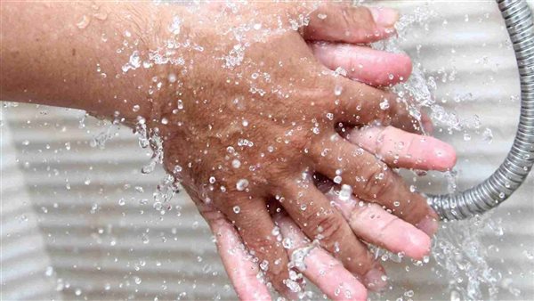 الإفتاء تحسم الجدل..هل يشترط في الوضوء أن يكون ثلاثيا؟ | شاهد