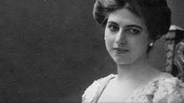 تاجرت بجسدها وتجسست على الطرفين..حكايه الجاسوسة الأجمل فى التاريخ 