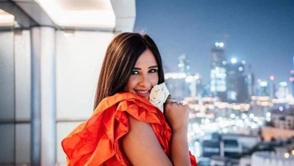 جراحة خطرة.. آخر تطورات الحالة الصحية لـ ياسمين عبد العزيز 