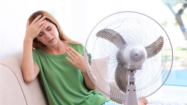 قبل النوم.. حيلة بسيطة تساعدك على تبريد هواء غرفتك في ثانيتين