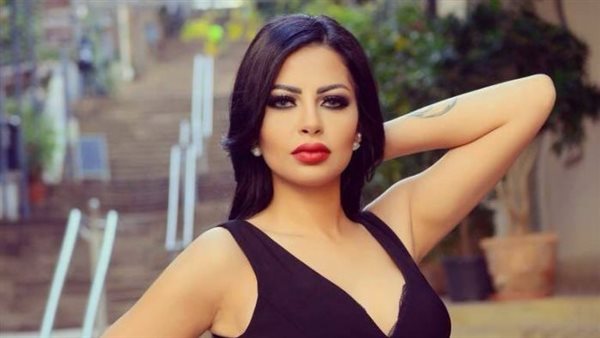 آخر ظهور للمطربة سمر داخل سيارتها على طريق سريع.. وصلة رقص ولايف| شاهد 