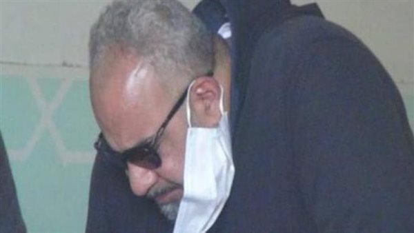 فقد الوعى.. تفاصيل مرض بيومى فؤاد فى الإمارات