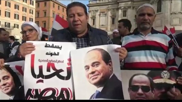 المصريين بالخارج: 