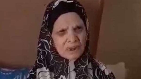 أول تعليق من الإفتاء.. تفاصيل صادمة في احتجاز ابن عاق والدته وبيع ملابسها وطردها | فيديو