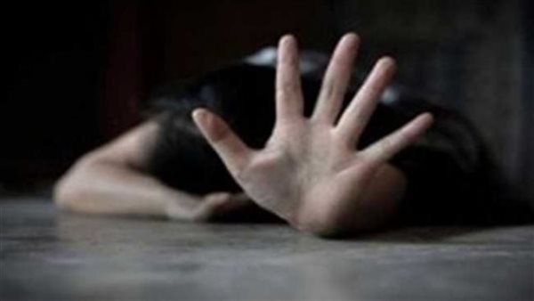 صوروها عارية لابتزازها.. تفاصيل صادمة في اغتصاب ممرضة بحلوان