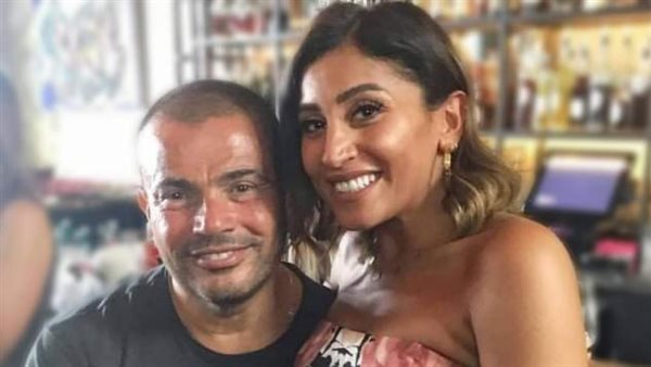 بعد فترة طويلة من انفصالهما..عمرو دياب مع دينا الشربيني مجددا | شاهد 