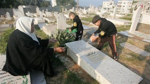 باحث بالأزهر يكشف الحقيقة..هل يقابل الميت أحبابه وأقاربه بعد الموت؟