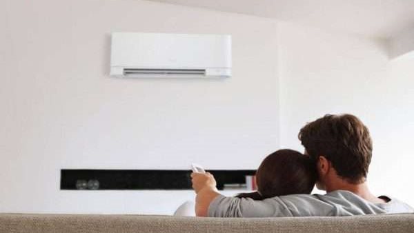 تحذير خطير..4 أمراض غير متوقعة تصيبك عند البقاء في التكييف
