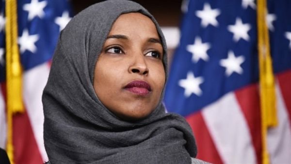 تزوجت من شقيقها.. مفاجأة صادمة حول النائبة الأمريكية إلهان عمر