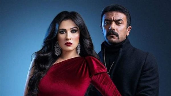 بعد عدم سفره معها لسويسرا.. حقيقة طلاق ياسمين عبدالعزيز وأحمد العوضي