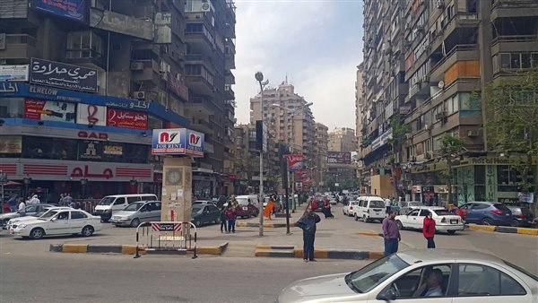 مش هتصدق.. مشهد غير مألوف في الشارع يثير الجدل | شاهد 