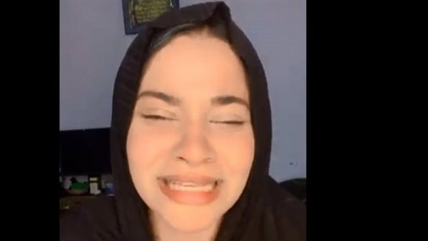 بعد تنازلها عن محضر الدهس.. فتاة الإسماعيلية: أمي ضربتني تاني وقطعت شعري قدام القسم | فيديو