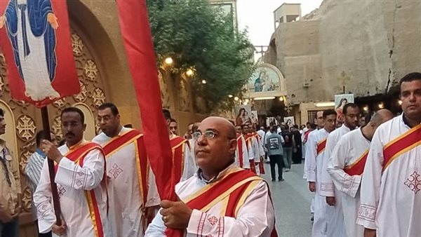 3 حمامات روحانية.. حقيقة ظهور العذراء فوق كنيسة 15 مايو