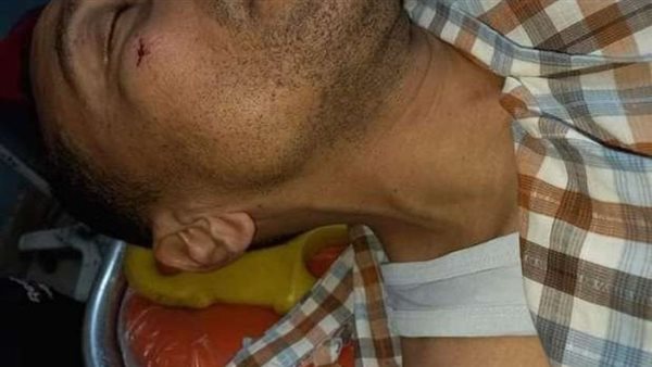  كسر بالعمود الفقري..تفاصيل القبض على «مدرس» ضرب مديره «علقة موت» بالعمرانية | شاهد