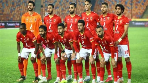 بالأسماء.. شوبير يعلن مفاجأة بشأن الراحلين عن الأهلي فى الصيف