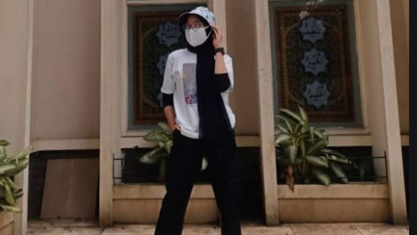  كويس أنهم حطوا حاجة.. تعليق ناري من أستاذ فقه عن ارتداء الحجاب على نص كم