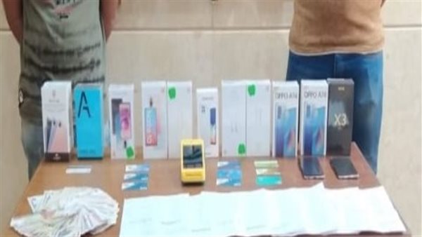 عصابة تحديث البيانات.. تفاصيل سقوط المتهمين بسرقة أرصدة المواطنين بالبنوك | فيديو