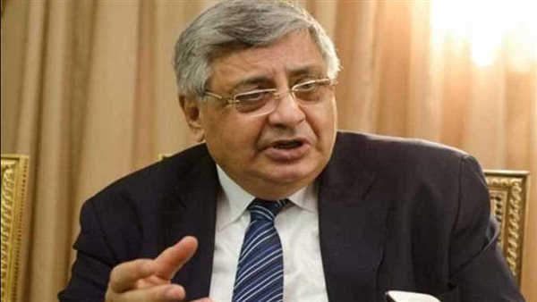 هذا موعد ذروتها في مصر.. مستشار الرئيس يفجر مفاجآت جديدة عن الموجة الرابعة لفيروس كورونا | فيديو