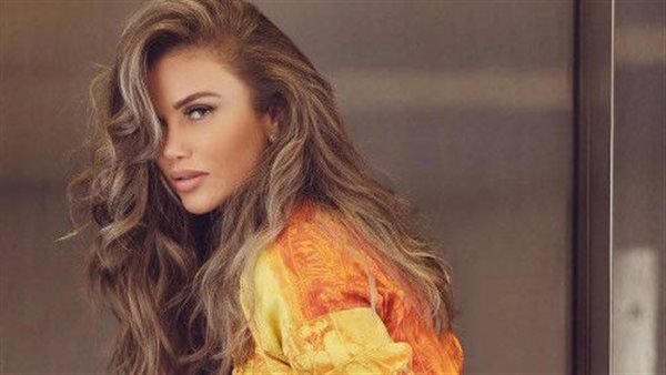 ميصحش كده.. هجوم ناري على نيكول سابا بسبب صورة تخطت الحدود | شاهد