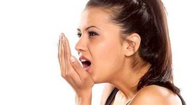 جربيها فورا.. 10 طرق للتخلص الدائم من رائحة الفم الكريهة
