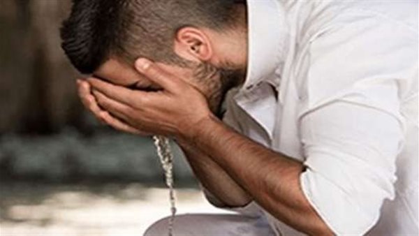 الإفتاء تجيب.. هل تجوز الصلاة بعد الاستحمام بدون وضوء؟