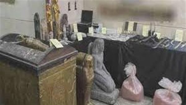  ترسانة أسلحة وسبائك ذهبية ومتحف آثار..لغز فيلا التجمع