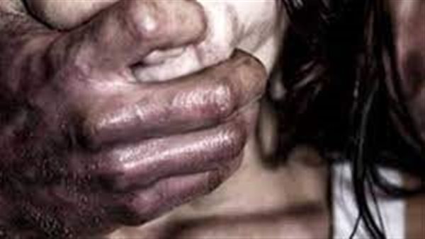 تفاصيل صادمة..أب يذبح ابنته بعد الاعتداء عليها جنسيا بالفيوم 