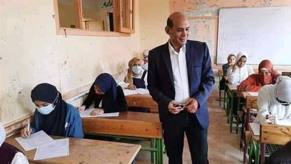 تكليف ياسر سيف النصر عكاشة مديرا لإدارة الصف التعليمية بجنوب الجيزة