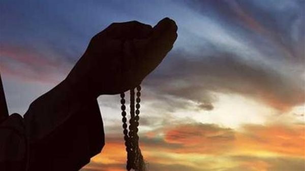  اللهم أوجع قلبه واكسر بخاطره كما فعل بي.. الإفتاء توضح حكم دعاء المظلوم على الظالم 