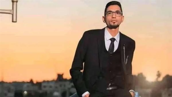  تنبأ بوفاته قبل رحيله.. وفاة طبيب شاب بسوهاج بعد زواجه بشهرين | شاهد