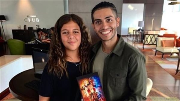 انهارت من البكاء عند رؤية مينا مسعود..اعترافات مثيرة لحفيدة عادل إمام | فيديو