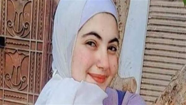 وجه السيسي بعلاجها.. وفاة الطفلة منة الله ضحية دهس سيارة في أسيوط