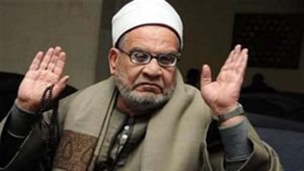 أحمد كريمة يفجر مفاجأة: يجوز للمطلقة الإقامة مع طليقها بالشقة في هذه الحالة | فيديو