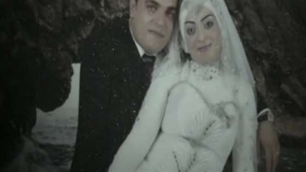 كان قاعد تحت رجلها..هاني يودع زوجته بعد 5 سنوات غيبوبة