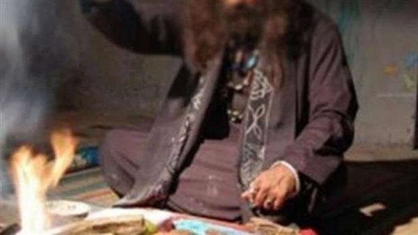 جلب الحبيب بـ3000 جنيه.. القبض على «الشيخ عربي» دجال منشأة ناصر