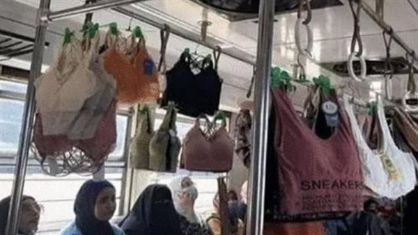 الواقعة التي هزت مواقع التواصل..الداخلية تكشف حقيقة بيع ملابس نسائية بمترو الأنفاق