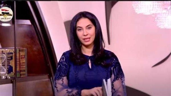 تعمل كل حاجة بالمقلوب.. حكاية فتاة تعاني من ظاهرة غريبة | شاهد