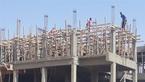 الحكومة تحسم الجدل.. حقيقة إعفاء القرى من تراخيص البناء