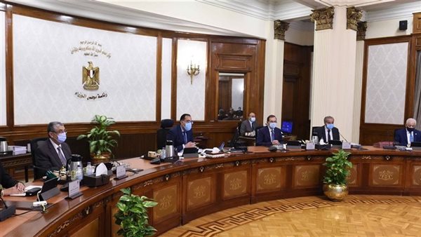 الحكومة تكشف مصير الموظفين المتخلفين عن تطعيمات كورونا بعد ١٥ نوفمبر