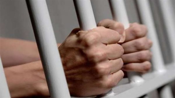 بدور تكتشف خدعة زوجها بعد حملها.. قصة حب بدأت صدفة وانتهت بعقد زواج مزور