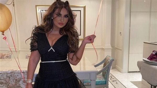 الفستان كان حلو بدون بطانة.. شذى حسونة تعتذر عن إطلالتها في مهرجان الجونة | فيديو 