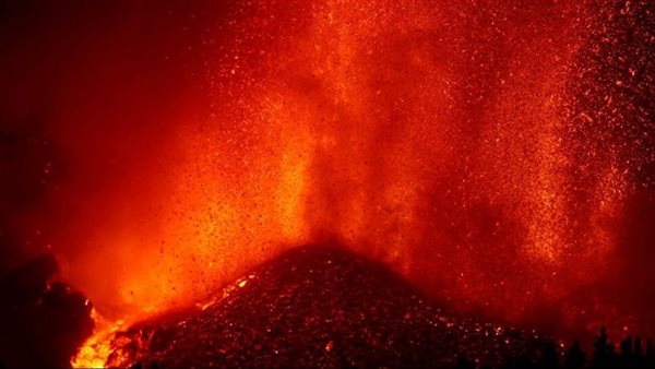 الأرصاد الجوية تحسم الجدل.. أول رد رسمي عن وصول غازات بركان لابالما السامة لمصر