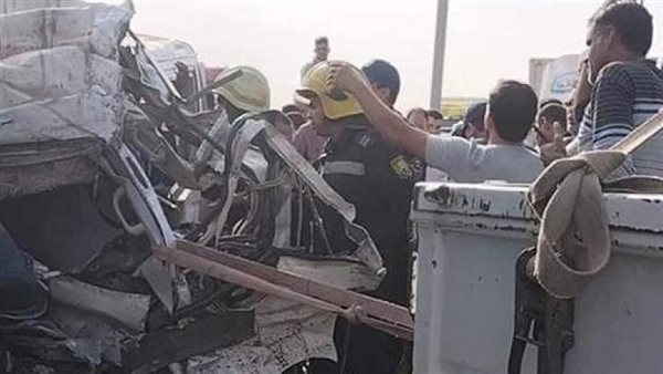 ميكروباص أمامه تريلا وجثث تحولت لأشلاء.. المشهد الأخير بحادث الطريق الدائري الأوسطى