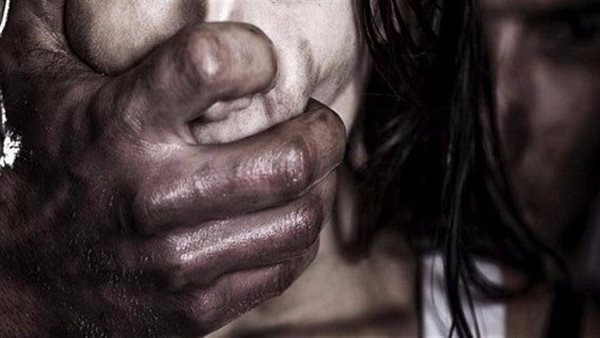 جريمة في أتوبيس 17.. حكاية اغتصاب 4 ذئاب بشرية لفتاة العتبة