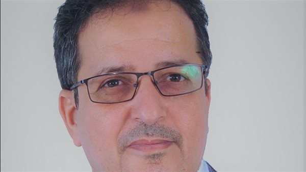 “طينٌ ومطر”للكاتب محمد آيت علو