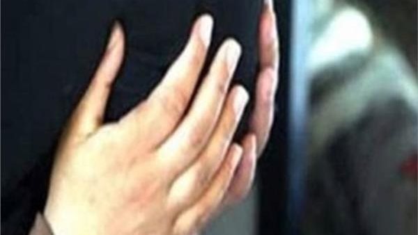 ورطته في قتل زوجها.. حكاية مصطفى وعشيقته حسناء الاسكندرية 