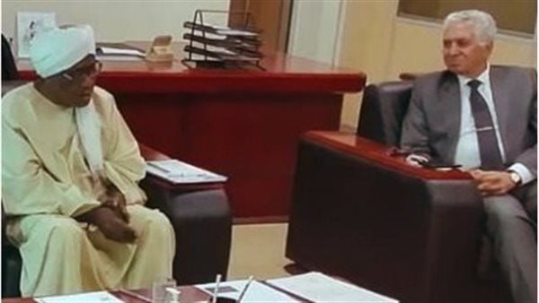 محافظ البنك المركزي السوداني يستقبل وفدا من الأكاديمية العربية للعلوم الإدارية والمالية والمصرفية