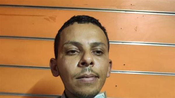  راح يبيع التليفون..سقوط «الحرامي الغبي» بعد نشر صورته على فيسبوك الضحية