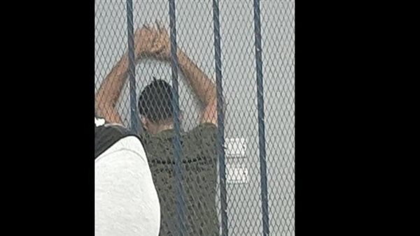 900 صورة من بروفة البنات..كارثة في محل ملابس بالهرم | فيديو وصور