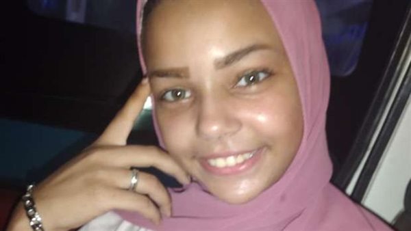 دموع الأب لم تجف.. أول صور للطفلة ضحية الاعتداء والقتل بالإسكندرية | شاهد